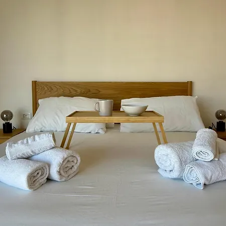 Case de vacanță Maya - Urban Nest